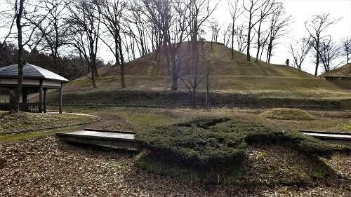 和田山末寺山 1月22日・能美古墳群を徘徊した。 / 小松市の写真34枚目 / 西山古墳群から戻って、秋常山の裾を周っ YAMAP / ヤマップ