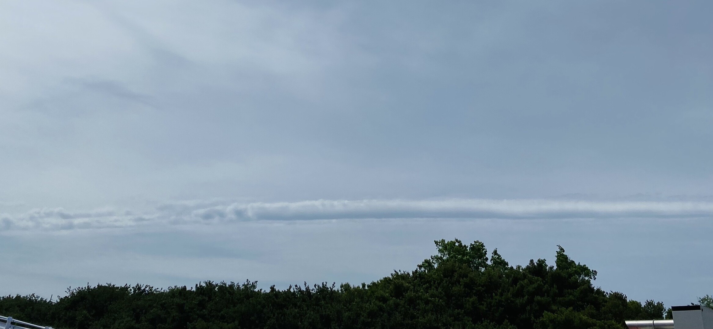 徳島市の北の空に不思議な雲 地震雲とかじ ガーくんさんのモーメント Yamap ヤマップ