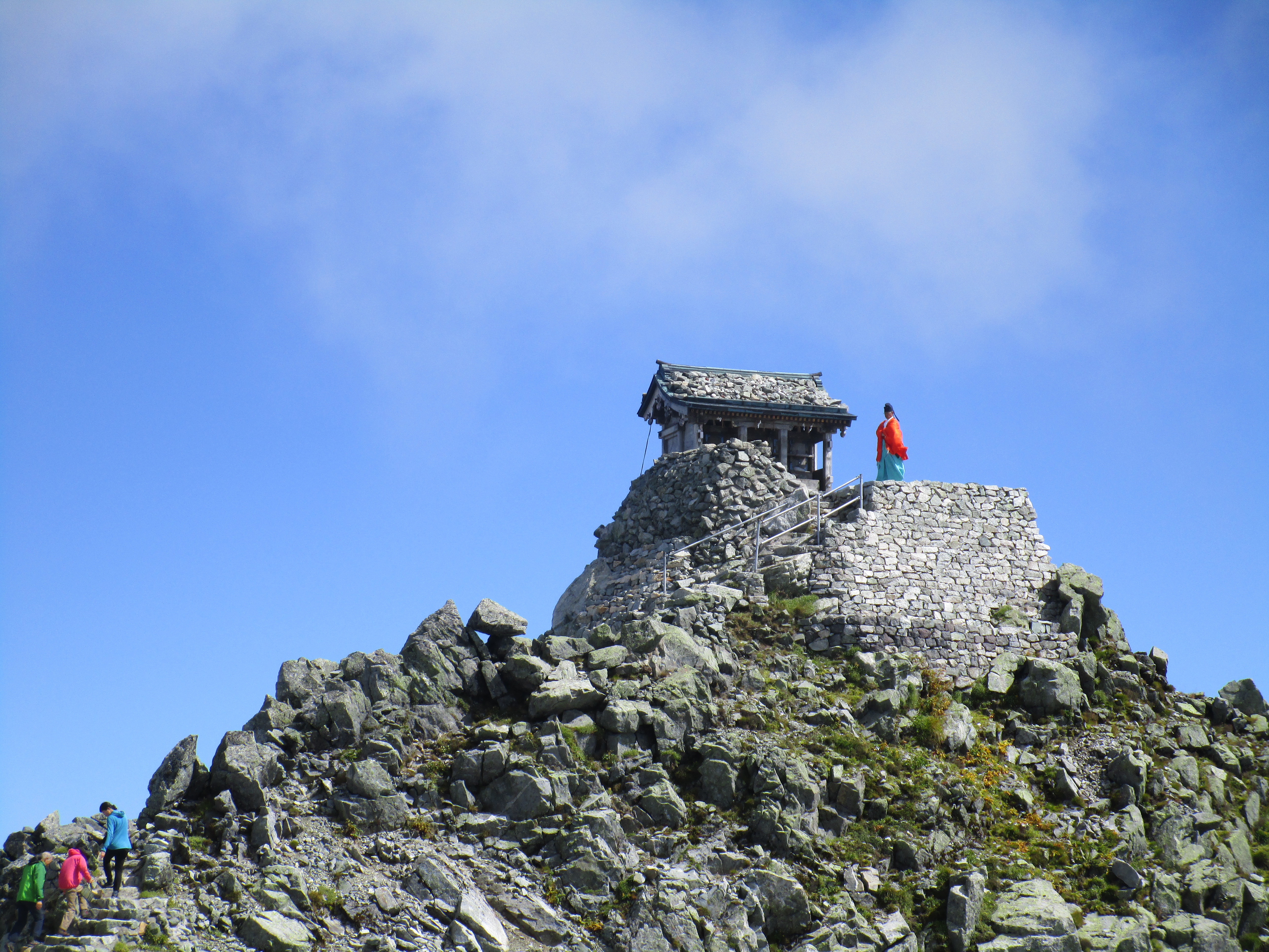 雄山登拝 本日天気晴朗ナレドモ風強シ Nao10さんの立山 雄山 浄土山の活動日記 Yamap ヤマップ