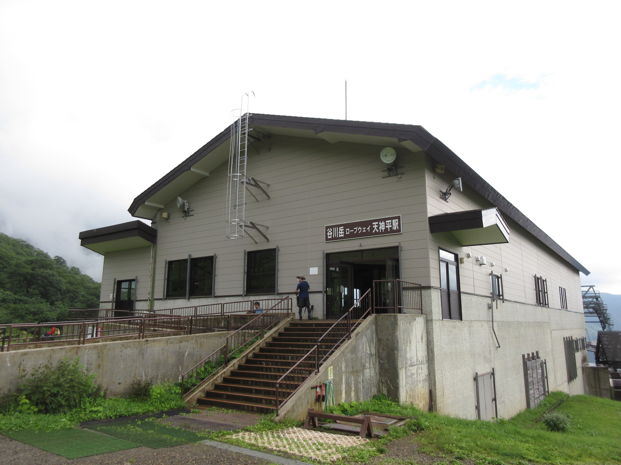 今年もモヤモヤの谷川岳 手軽な天神尾根 日本百名山 ざどじぃさんの谷川岳 七ツ小屋山 大源太山の活動日記 Yamap ヤマップ