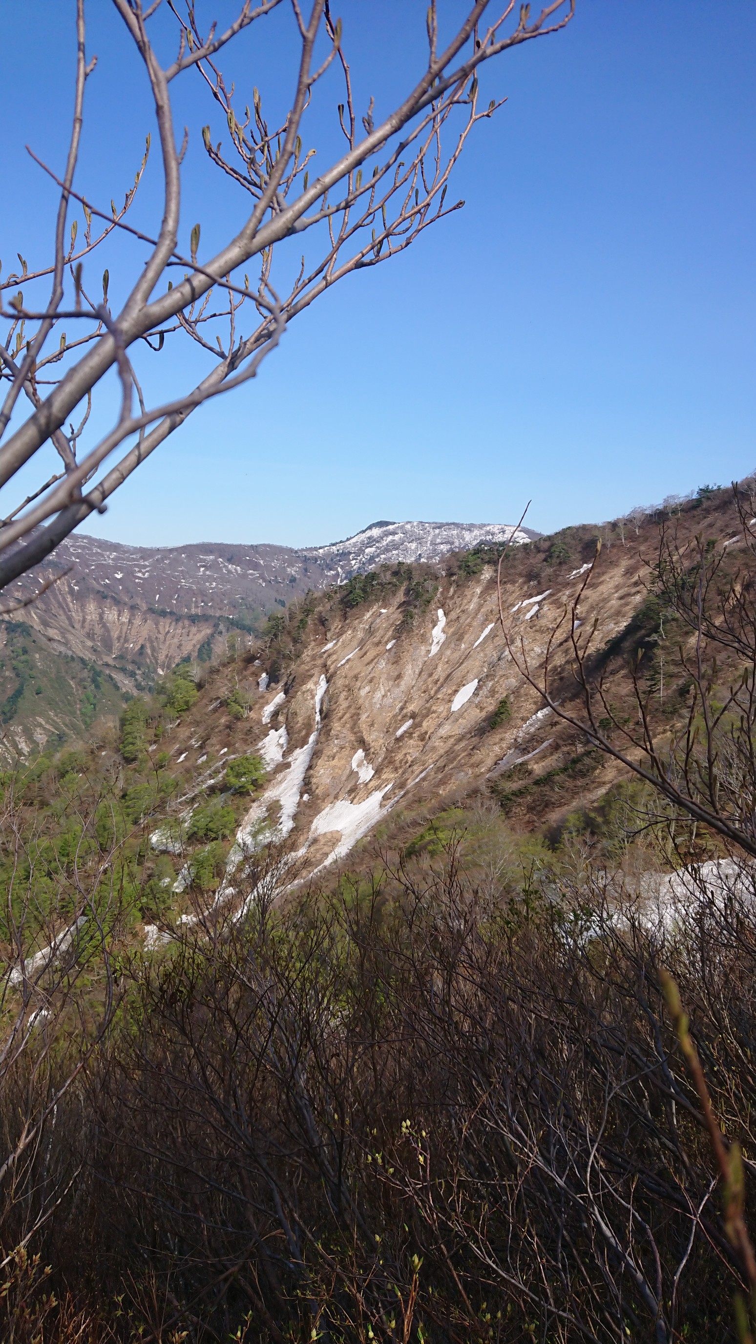 木六山・銀次郎山 五剣谷が遠くに
