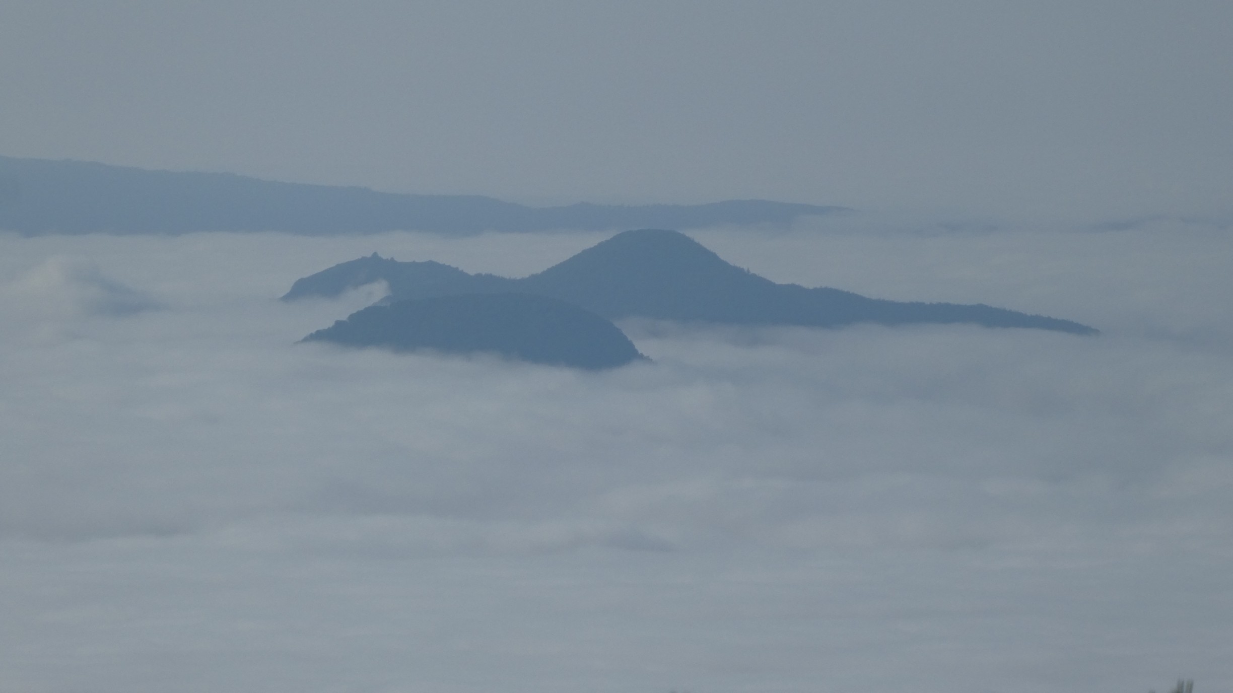藻琴山 雲海の北海道百名山51 Chibitaさんの藻琴山 硫黄山 屈斜路湖 摩周湖の活動データ Yamap ヤマップ