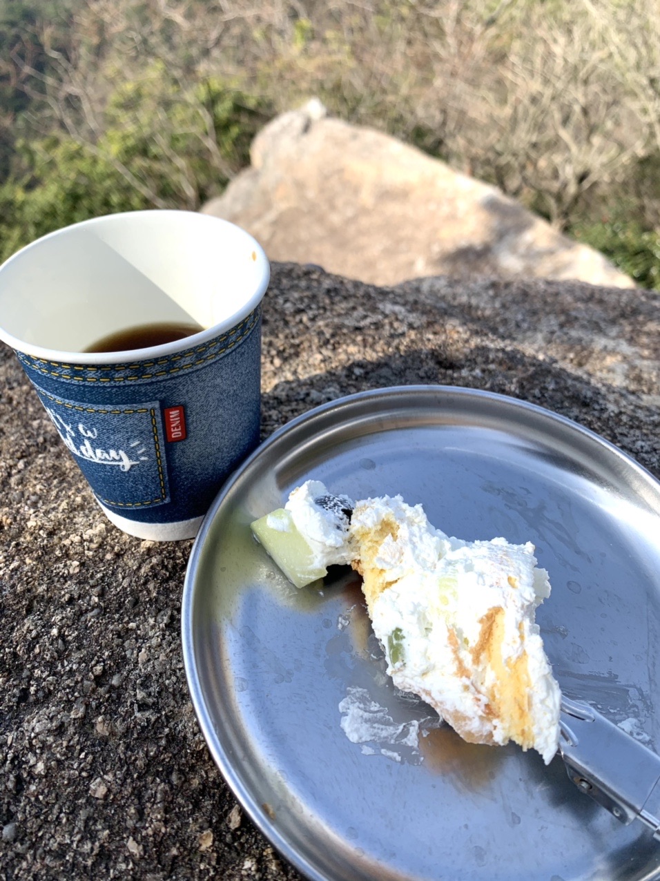 朝トレの後は 手作りケーキ コーヒーセット In サンデーモーニングスラブ ヒデブーさんの六甲山 長峰山 摩耶山の活動データ Yamap ヤマップ