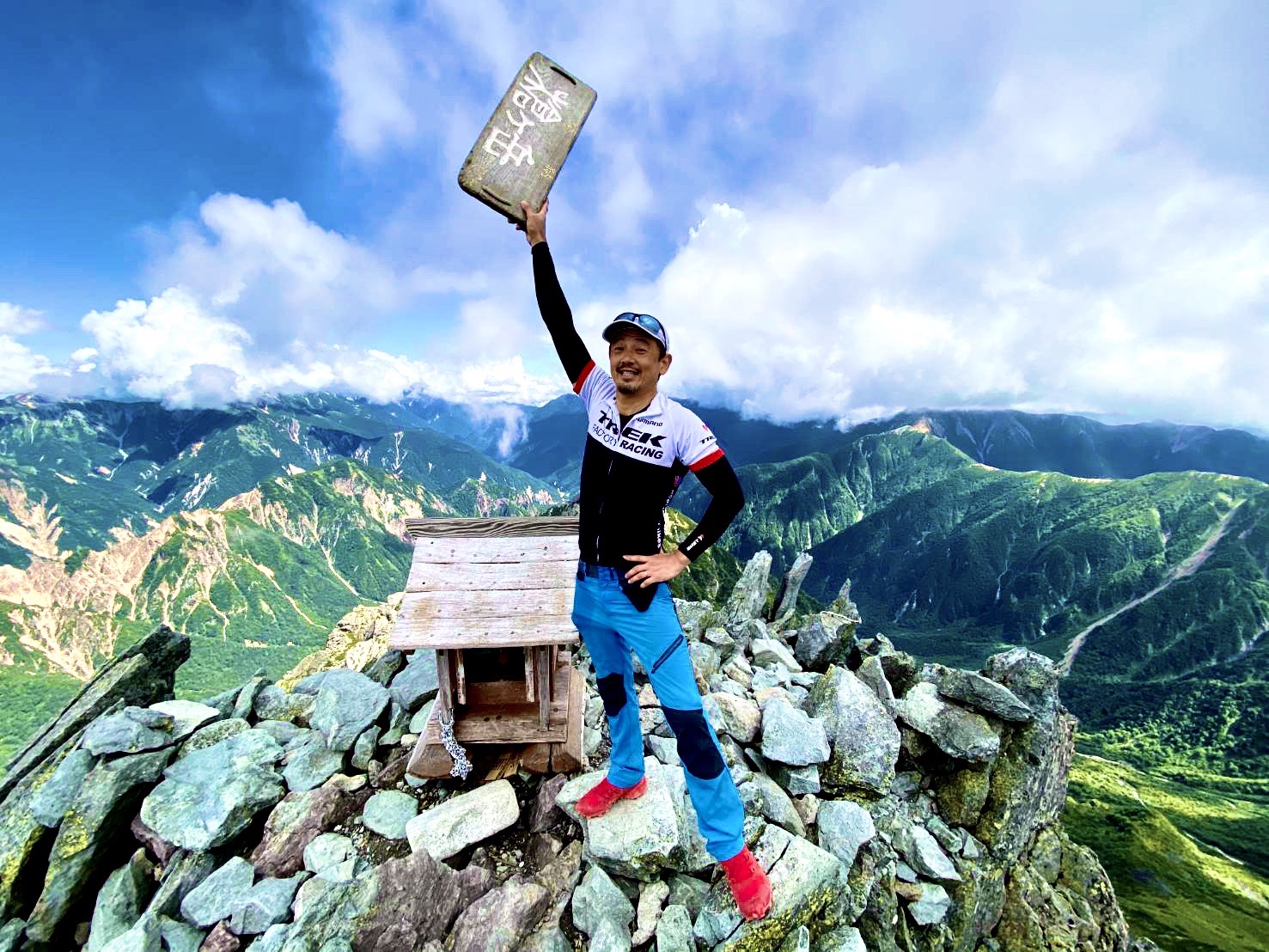 新穂高 槍ヶ岳 上高地 日帰り ツッチーtsuchiyaさんの槍ヶ岳 穂高岳 上高地の活動データ Yamap ヤマップ