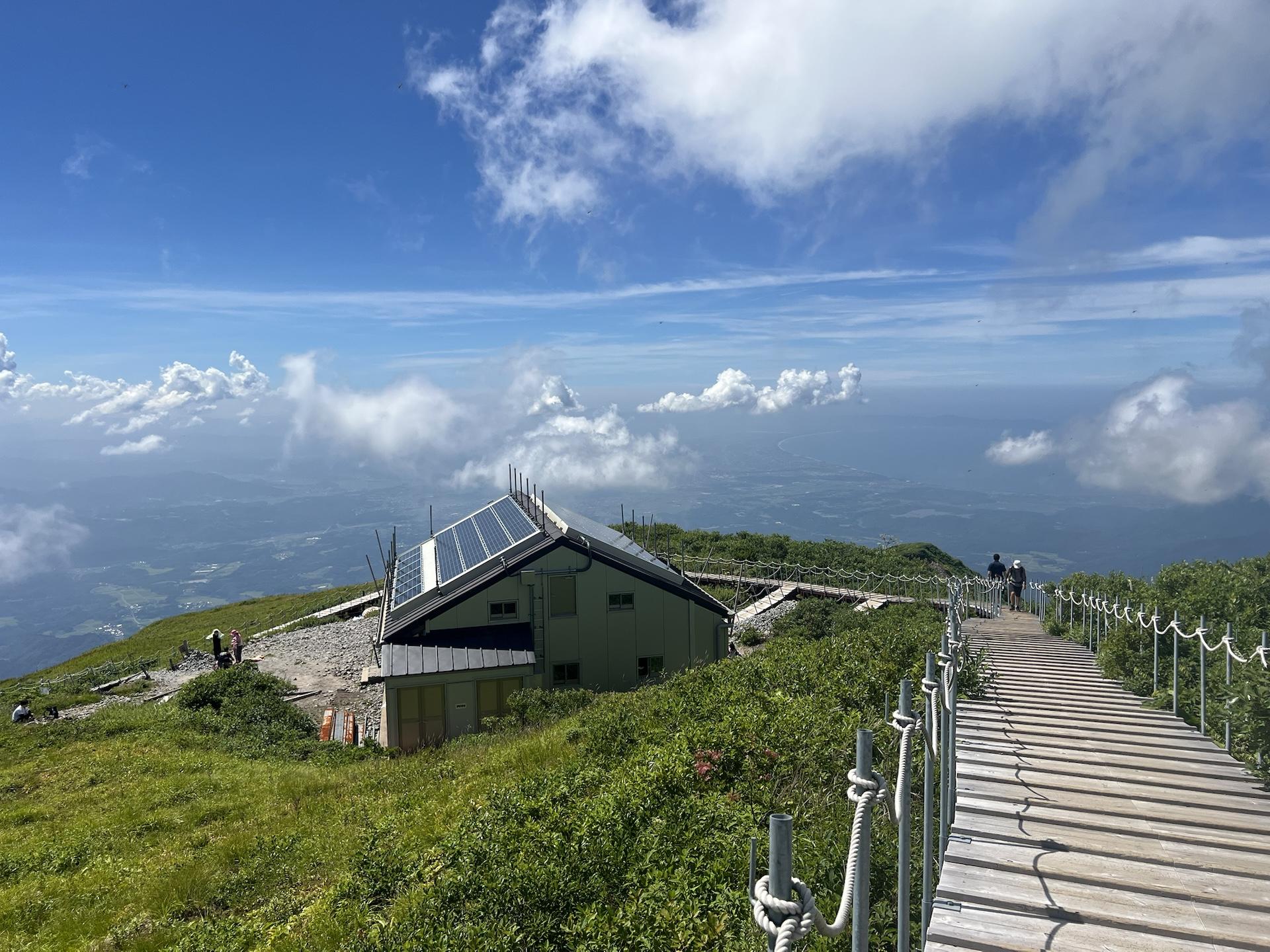Lone mountain  静寂な山 Lone mountain 静寂な山 Lone mountain 静寂な山 小田温泉「静寂な森の