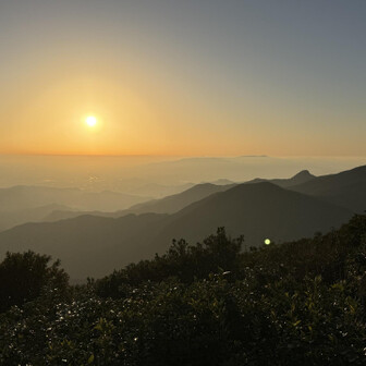 本日快晴。素晴らしい夕暮れ。