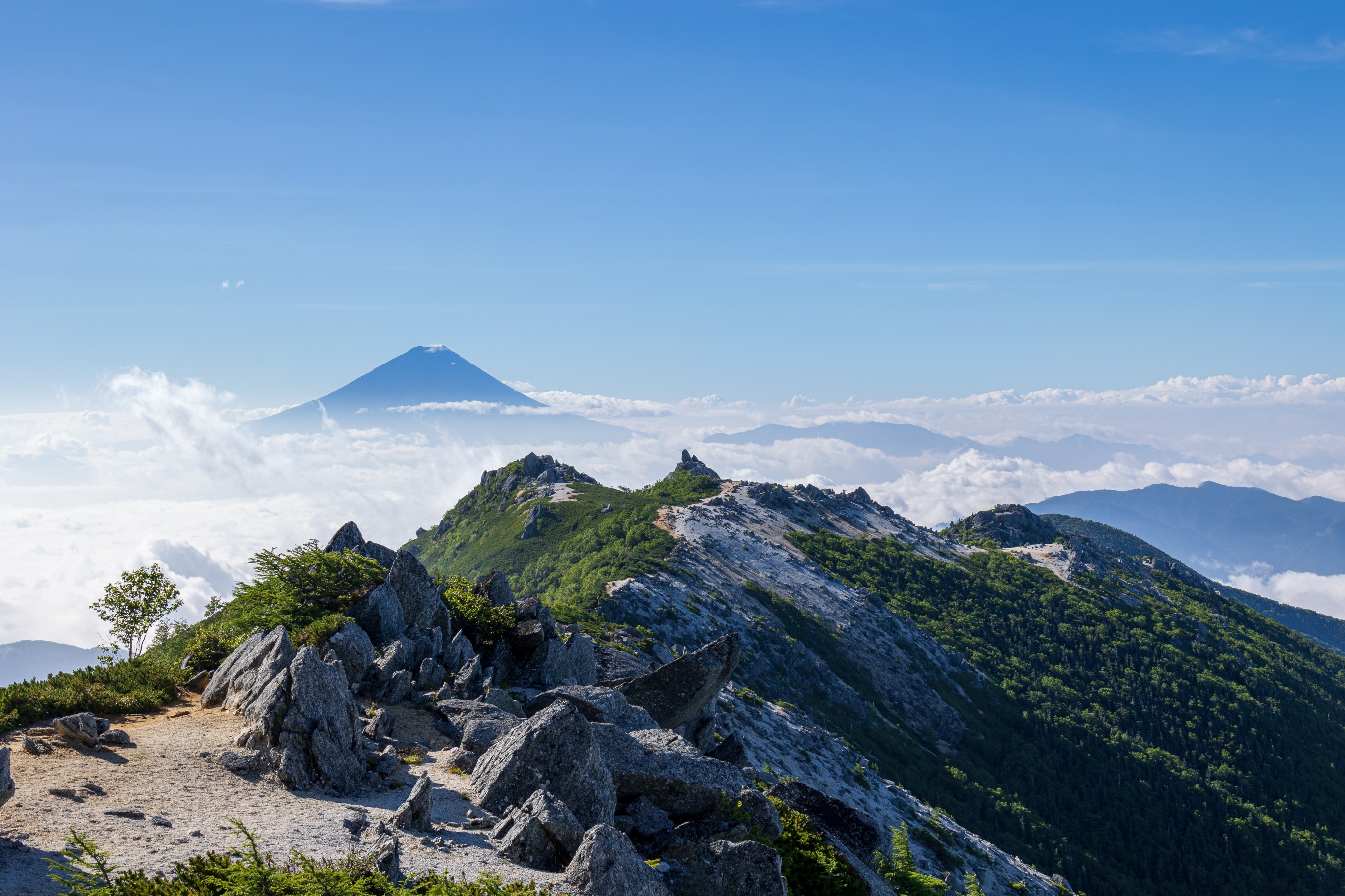 端渓 鳳凰三山縦走①】滝を楽しむ登山（青木鉱泉から鳳凰小屋へ