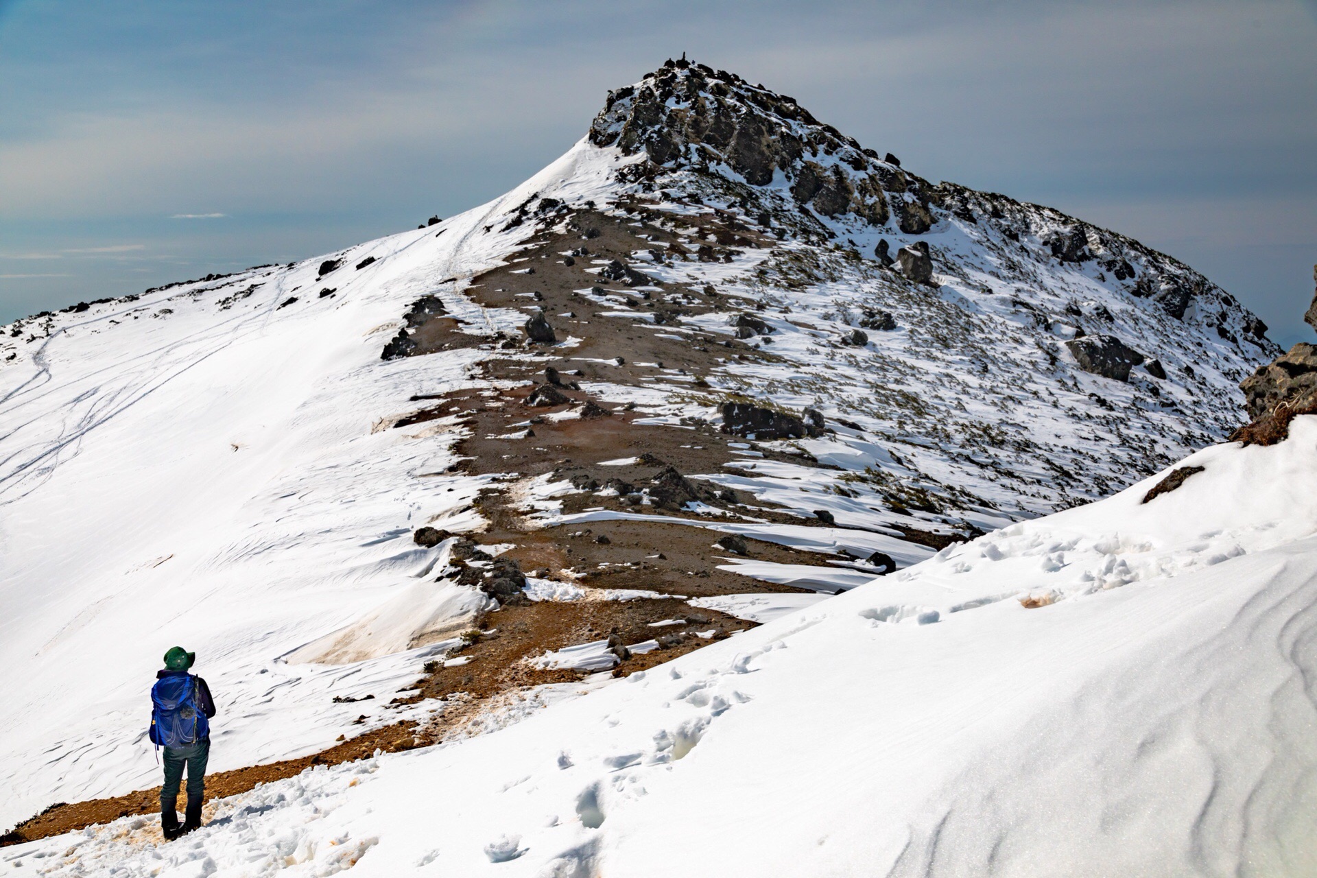 残雪期の安達太良山 クローズ前のくろがね小屋泊 ざえもんさんの安達太良山 箕輪山 鬼面山の活動日記 Yamap ヤマップ