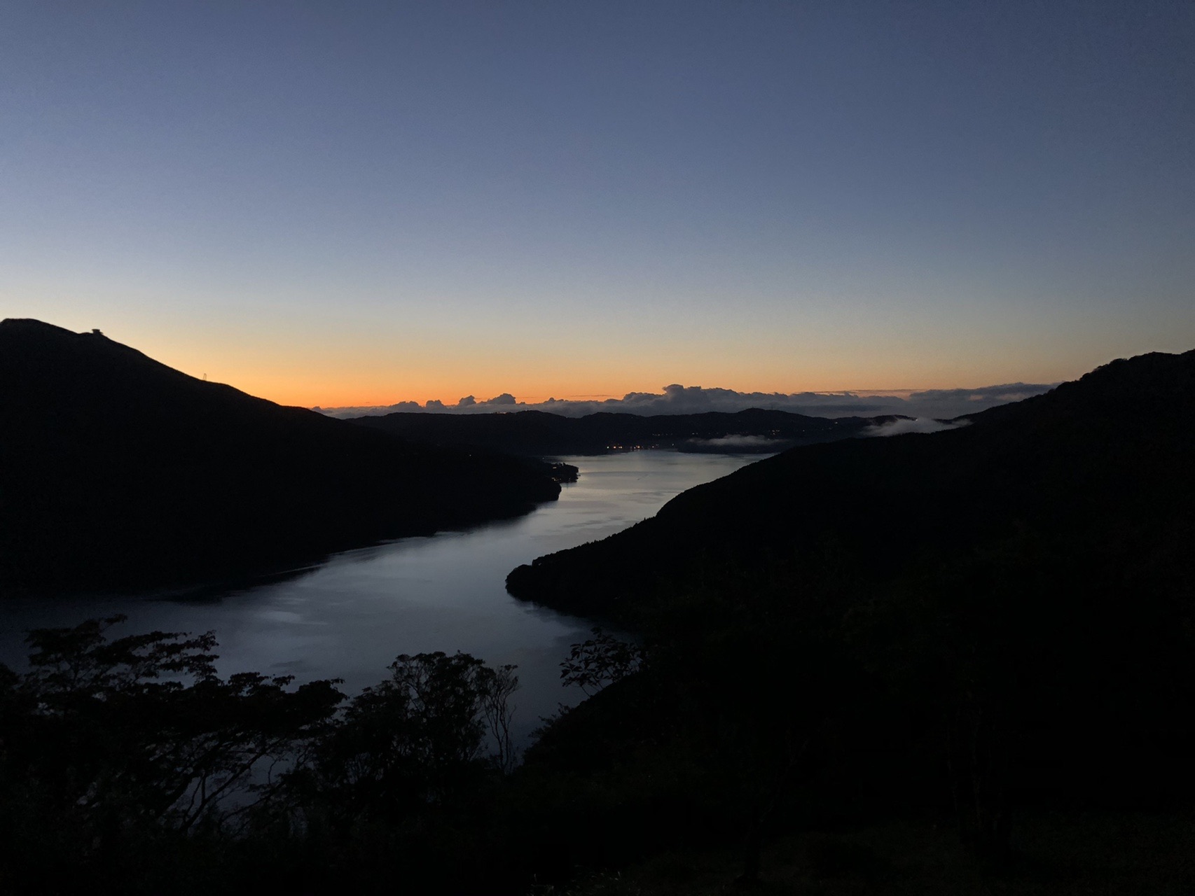 箱根外輪山1周 塔ノ峰 明星ヶ岳 明神ヶ岳 火打石山 金時山 長尾山 丸岳 鷹巣山 浅間山 城山 箱根町 湯坂山 暁のtail Enderさんの 箱根山 神山の活動データ Yamap ヤマップ