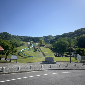 五井山・宮路山・御堂山 公園の🅿️に止めて出発
トイレも自販機もあります