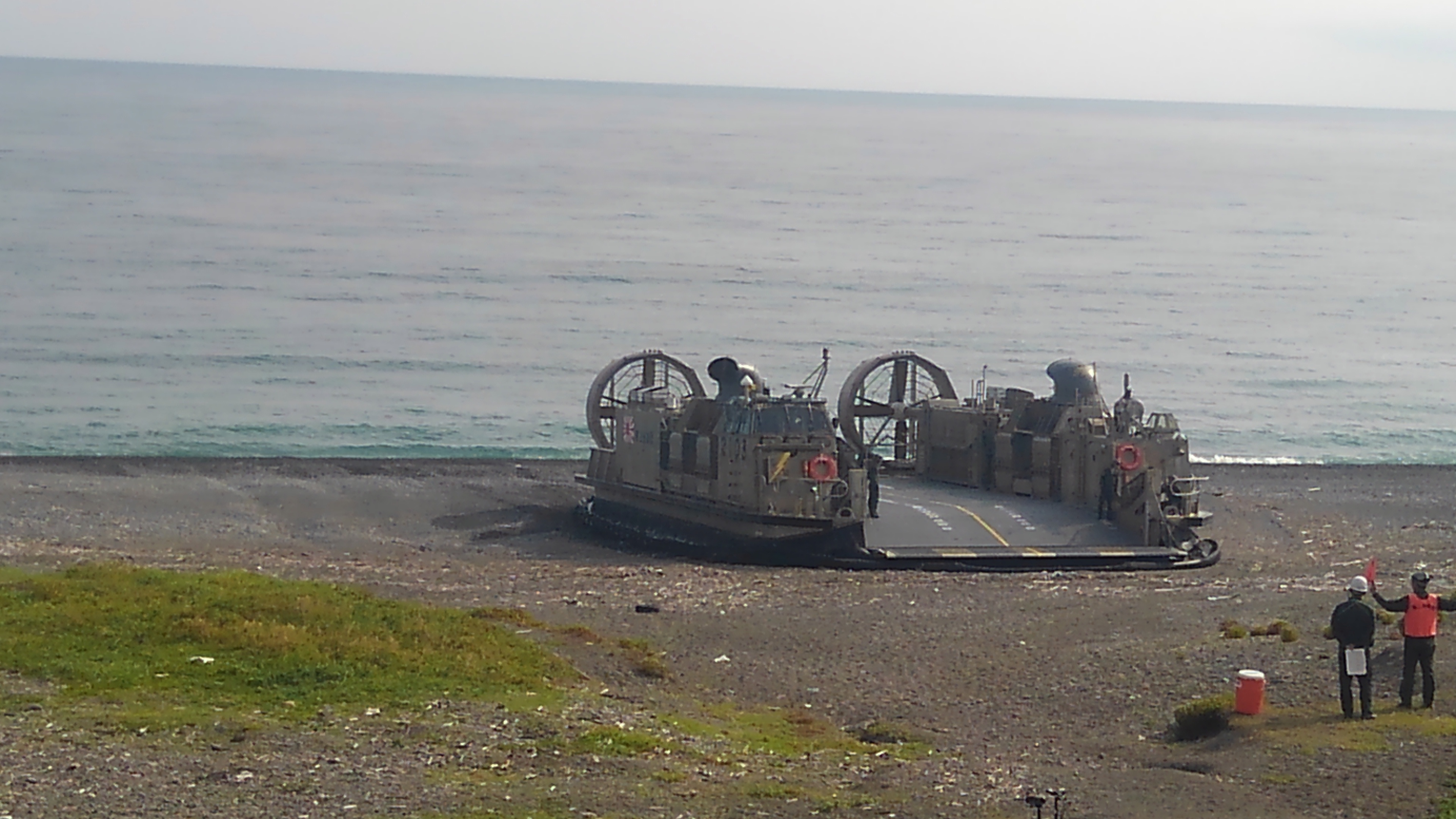 両膝爆弾 海上自衛隊 Lcac ホバークラフト 6 2 ヒロリンさんの東海道五十三次 三島宿 沼津宿 原宿 吉原宿 の活動データ Yamap ヤマップ