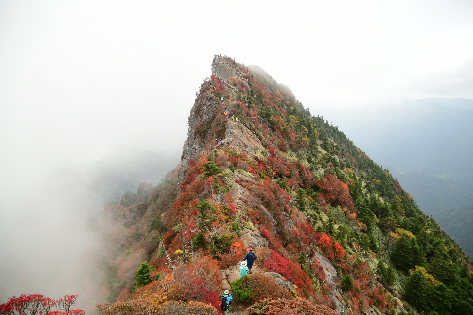 台ヶ森 瓶ヶ森 男山 子持権現山 伊吹山 石鎚山 天狗岳 南尖峰 You1 さんの瓶ヶ森 伊予富士の活動データ Yamap ヤマップ