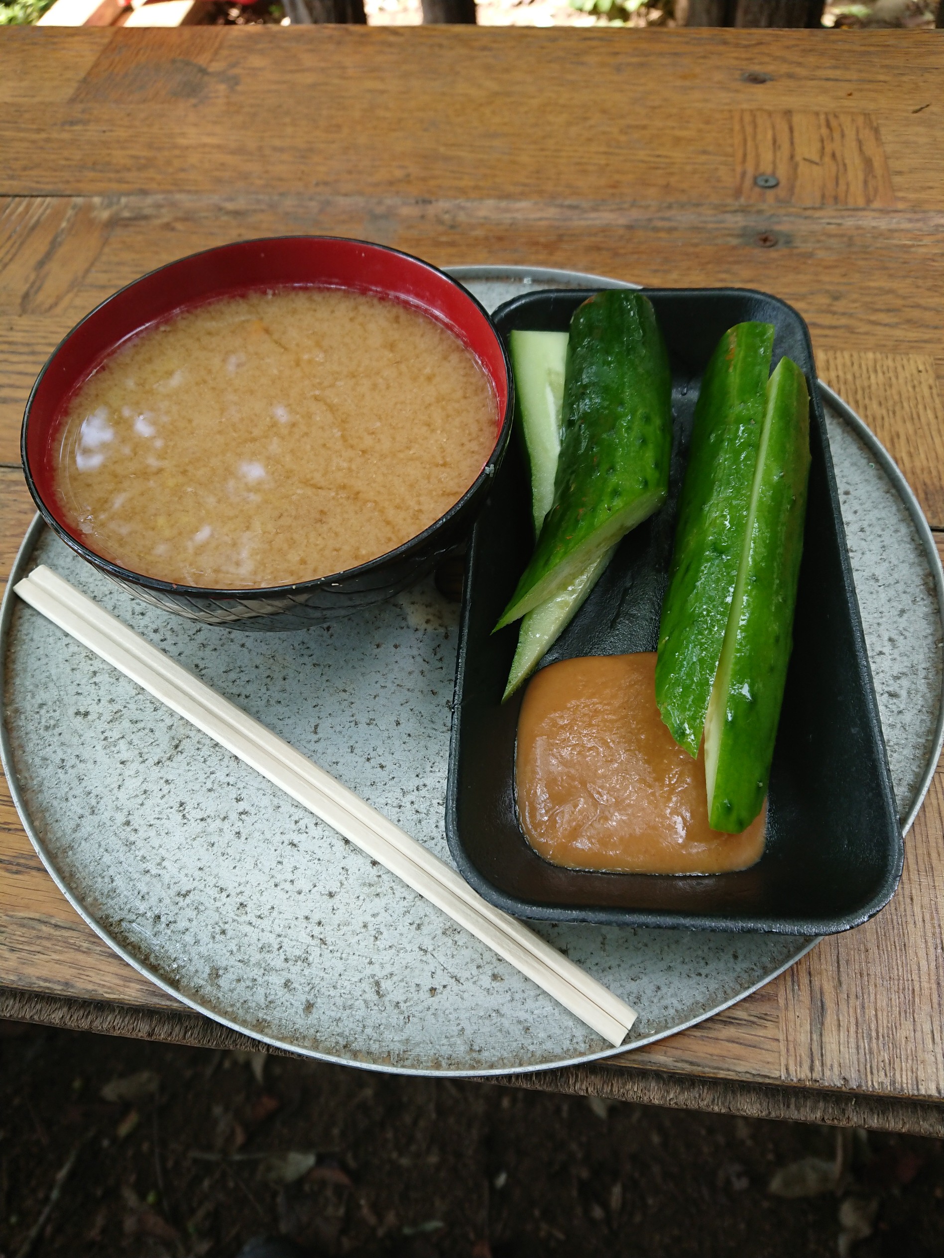 景信山の茶屋で食べたなめこ汁と冷やしきゅ ぼくとさんのモーメント Yamap ヤマップ