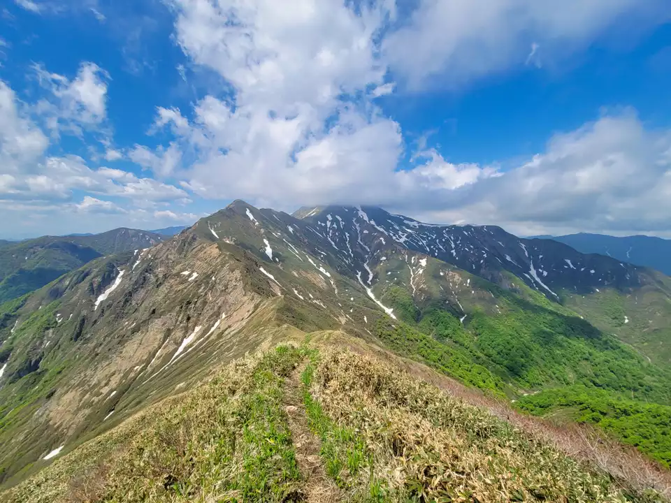 幻の旧谷川岳(俎嵓)+主脈縦走 / びーさんの谷川岳・七ツ小屋山 幻の旧谷川岳(俎嵓)+主脈縦走 / びーさんの谷川岳・七ツ小屋山