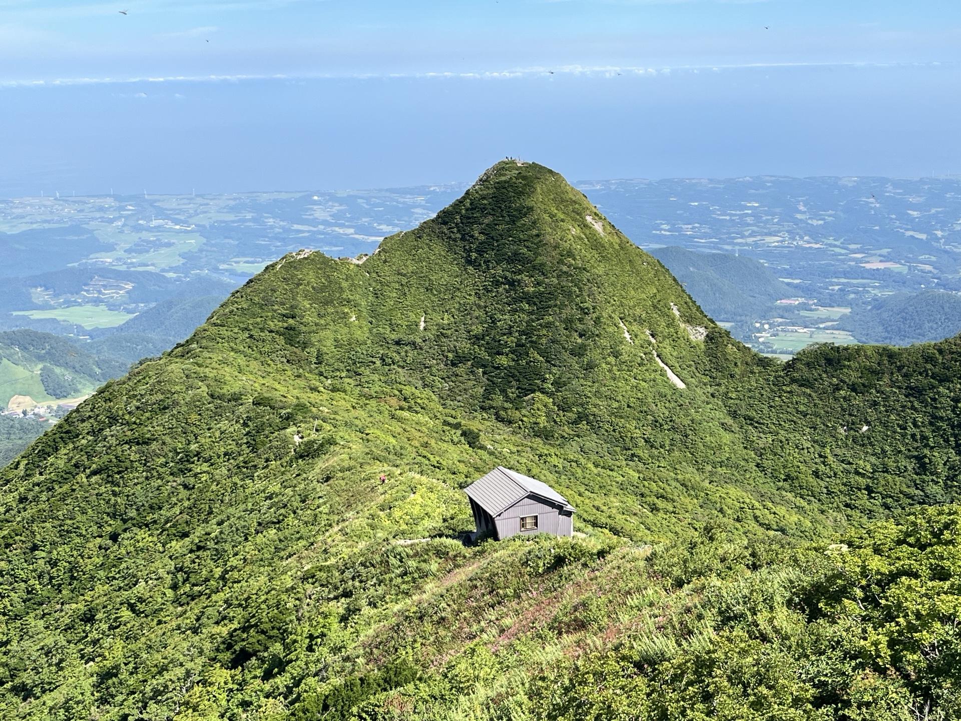 Lone mountain  静寂な山 Lone mountain 静寂な山 Lone mountain 静寂な山 小田温泉「静寂