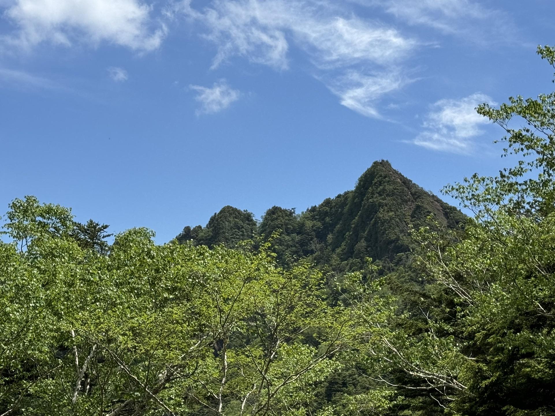 皇海山・袈裟丸山・庚申山 皇海山からおりて再び鋸山岩場⛓️へ