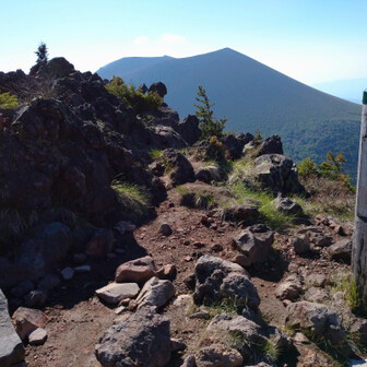 蛇骨岳から前掛山、浅間山を