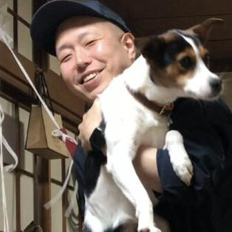 トツオ