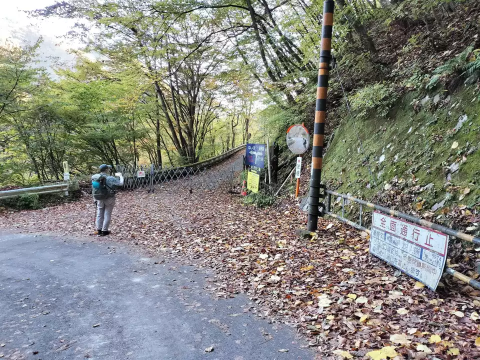 マムシ岳~これぞ藪岩魂~相棒、本懐を遂げる / 薫さんの諏訪山 マムシ岳~これぞ藪岩魂~相棒、本懐を遂げる / 薫さんの諏訪山