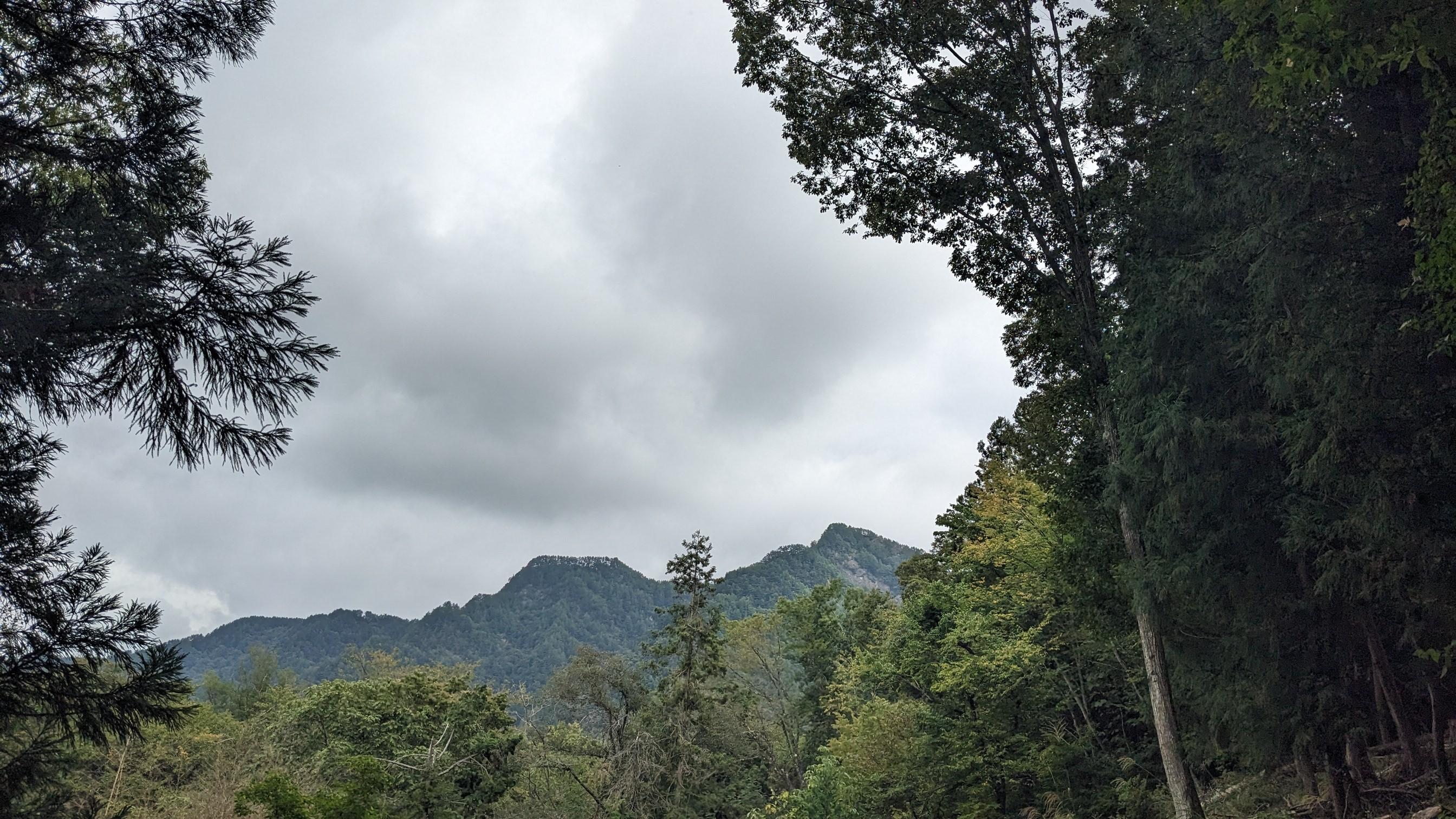 ●希少 信州ふるさと120山 我がふるさとの山々 ハイキング 登山 山登り ②a Amazon.co.jp: 信州ふるさと120山 : 監修・長野県山岳協会, 編著