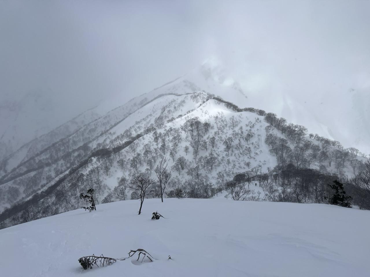 谷川岳・七ツ小屋山・大源太山 とにかく遠く感じる