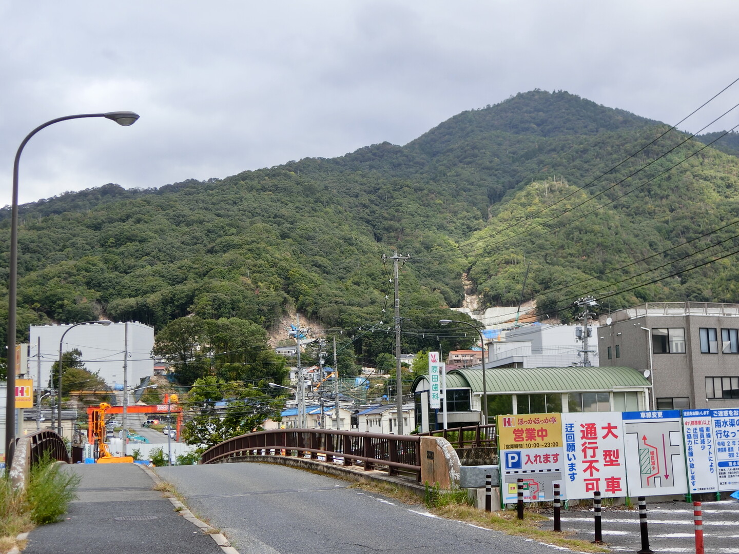 ホワイトキューブと 長束八木線道路 Zukuさんの阿武山 野登呂山の活動日記 Yamap ヤマップ