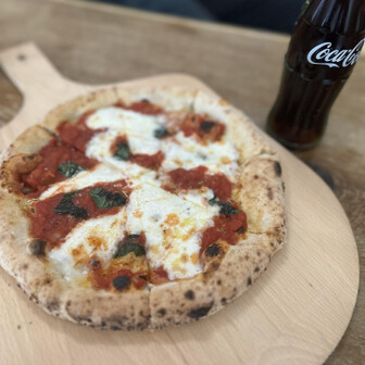 四阿山・根子岳 マルゲリータは出てくるまで時間かかりますが
美味しかった！