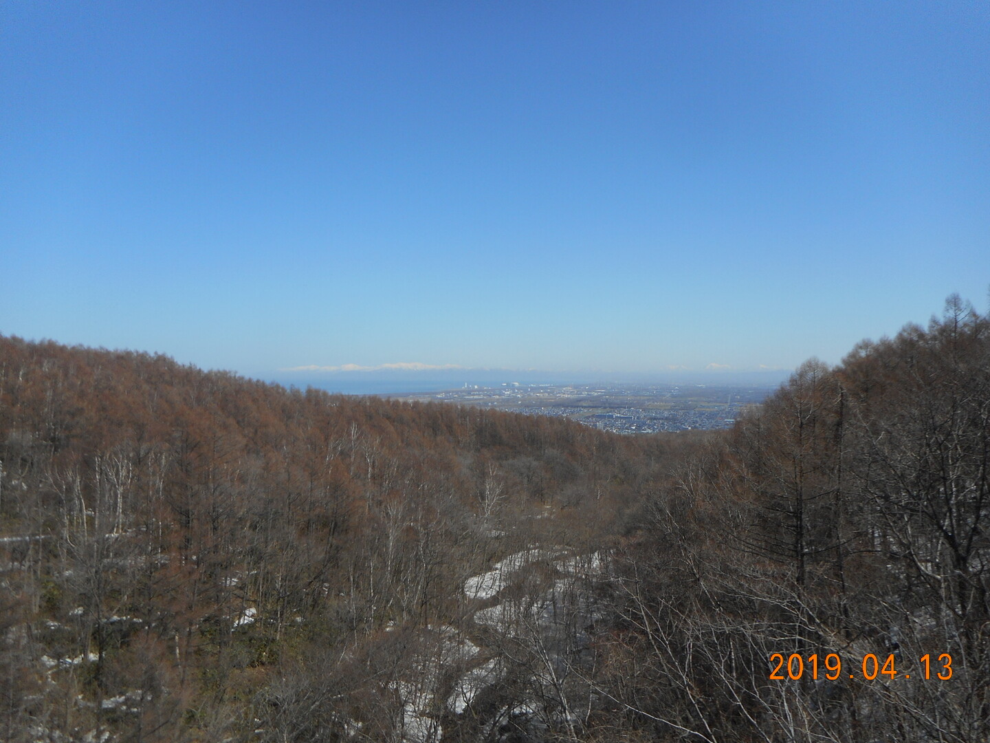手稲山 手稲山 奥手稲山の写真6枚目 手稲橋からの展望 霞みなく山並みも良く見 Yamap ヤマップ