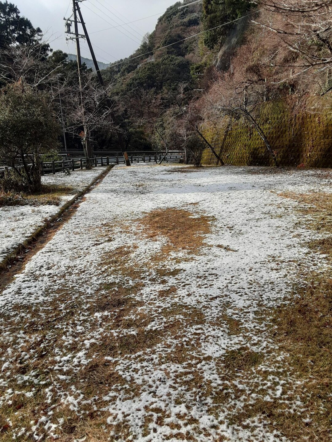 次は京都へ 東海道(関宿→石部宿)⑮ / 東海道五十三次（石薬師宿・庄野宿・亀山宿・関宿・坂下宿）の写真21枚目 / 雪が YAMAP