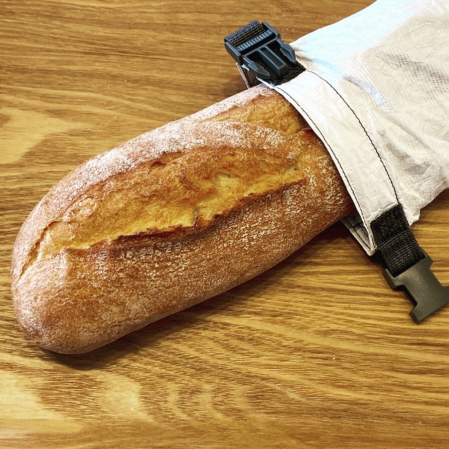 バゲット サック 山にフランスパンを持っ... / Mineさんのモーメント