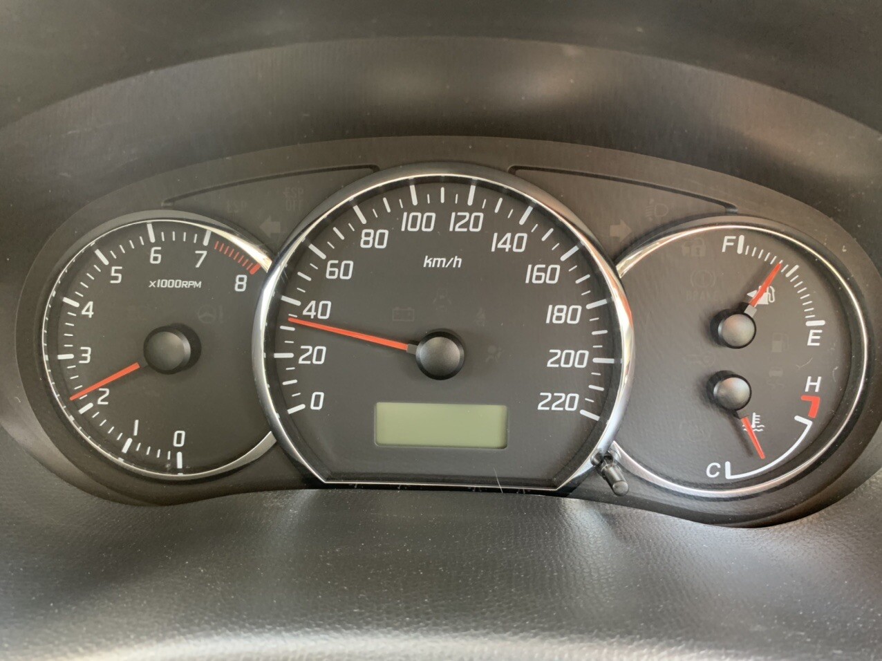 愛車のメーターパネルが故障しました よし0122さんのモーメント Yamap ヤマップ