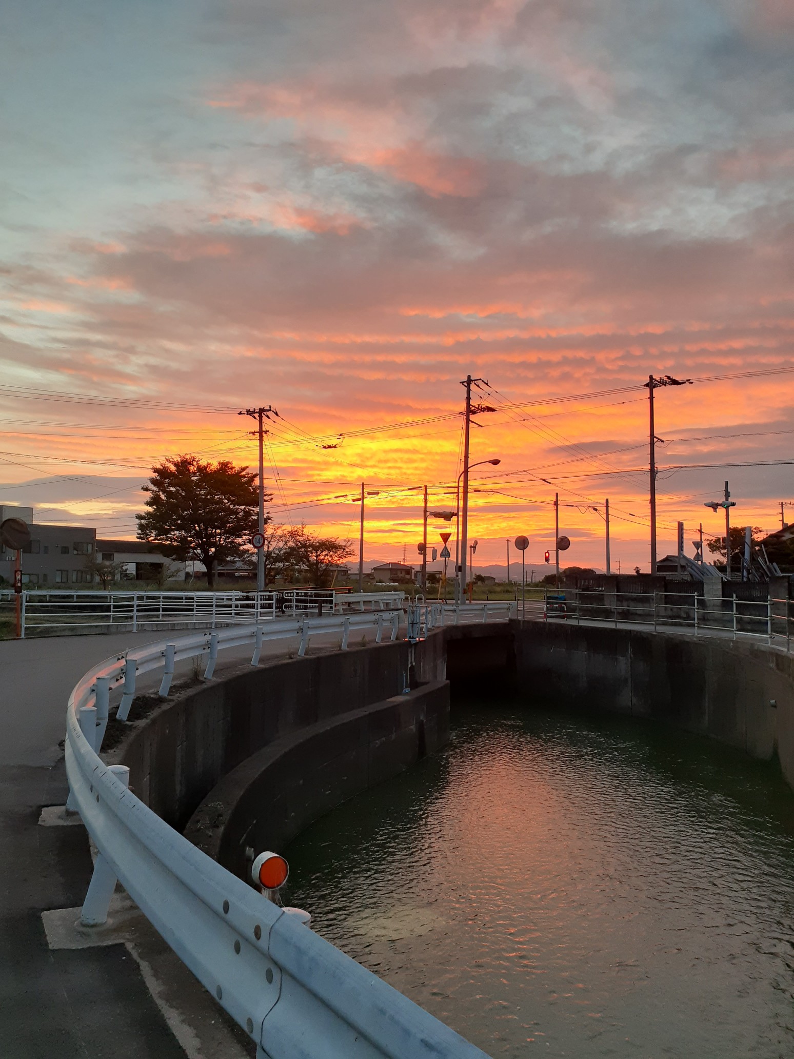朝焼けに見送られてクレーター五座 Dshさんの高松市の活動データ Yamap ヤマップ
