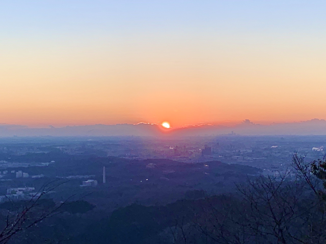 高尾山 ナイトハイクからの日の出 Miiさんの高尾山 陣馬山 景信山の活動日記 Yamap ヤマップ