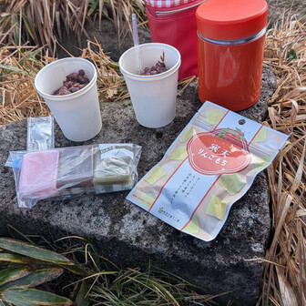 外郎とりんご味のグミ餅