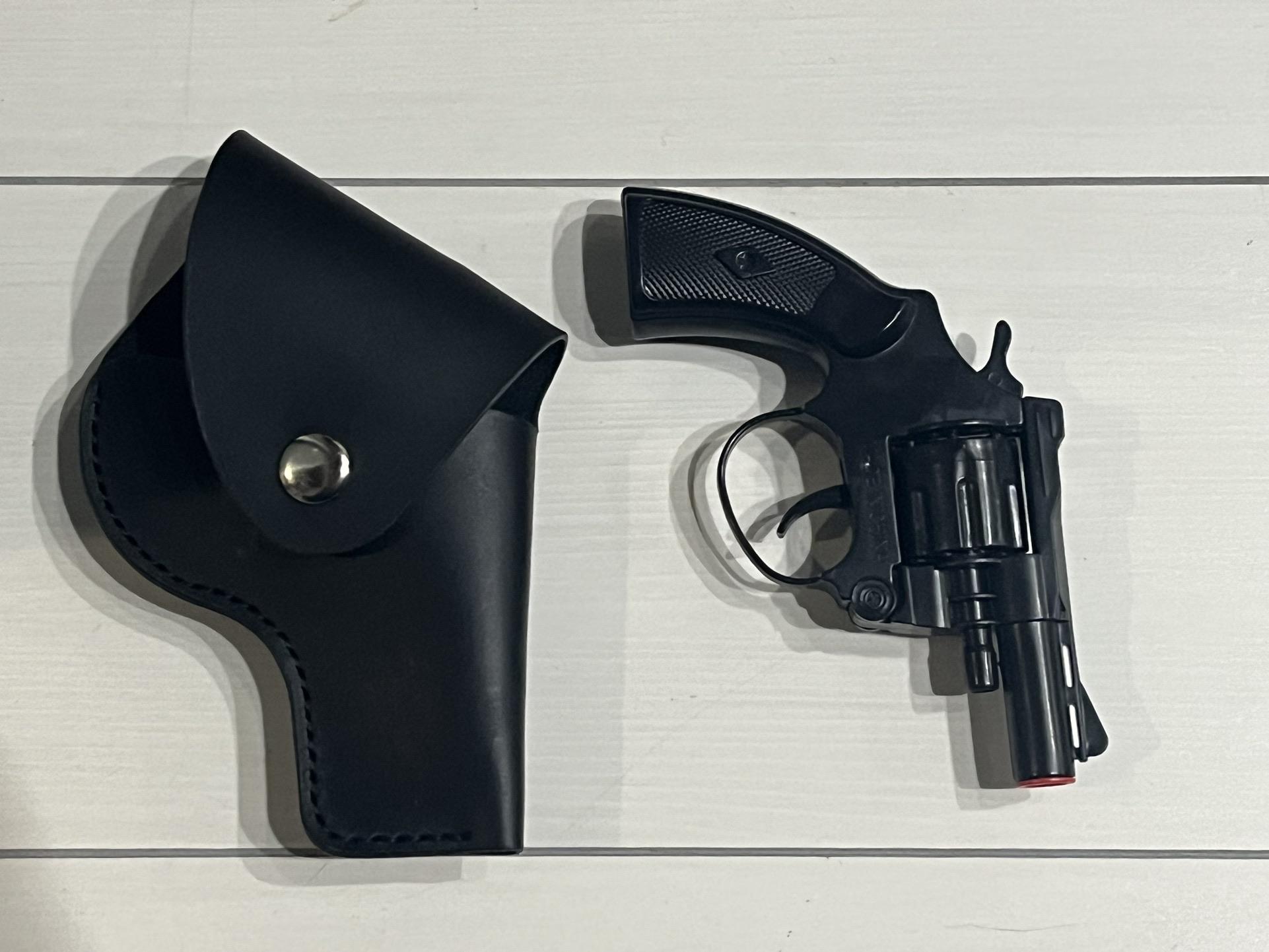 熊よけに重宝している100均の火薬銃です... / ENNEさんのモーメント 
