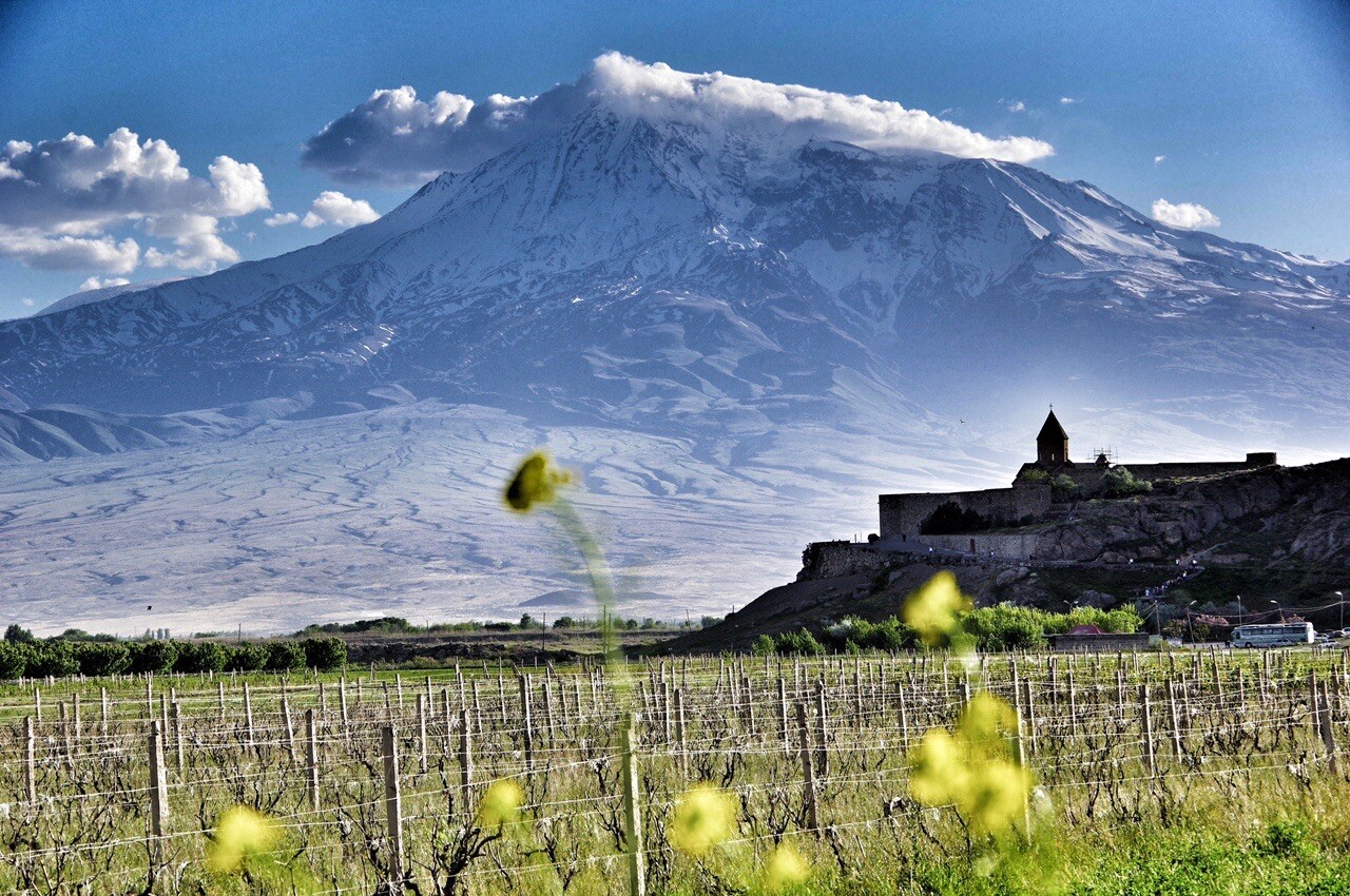 アララト山(トルコ) コーカサスのアルメ... / ダヤンさんのモーメント YAMAP / ヤマップ