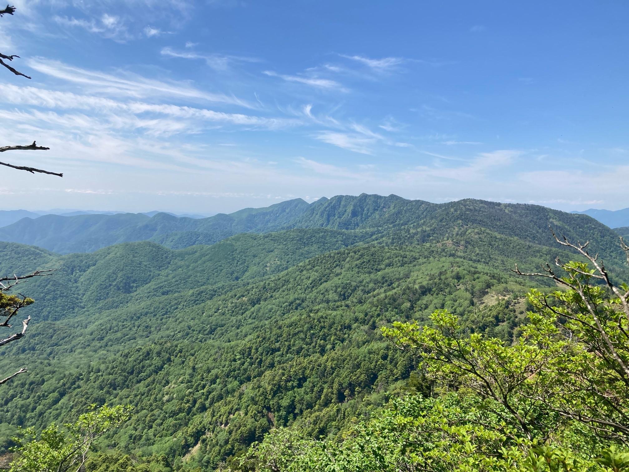 皇海山・袈裟丸山・庚申山 丹沢山地