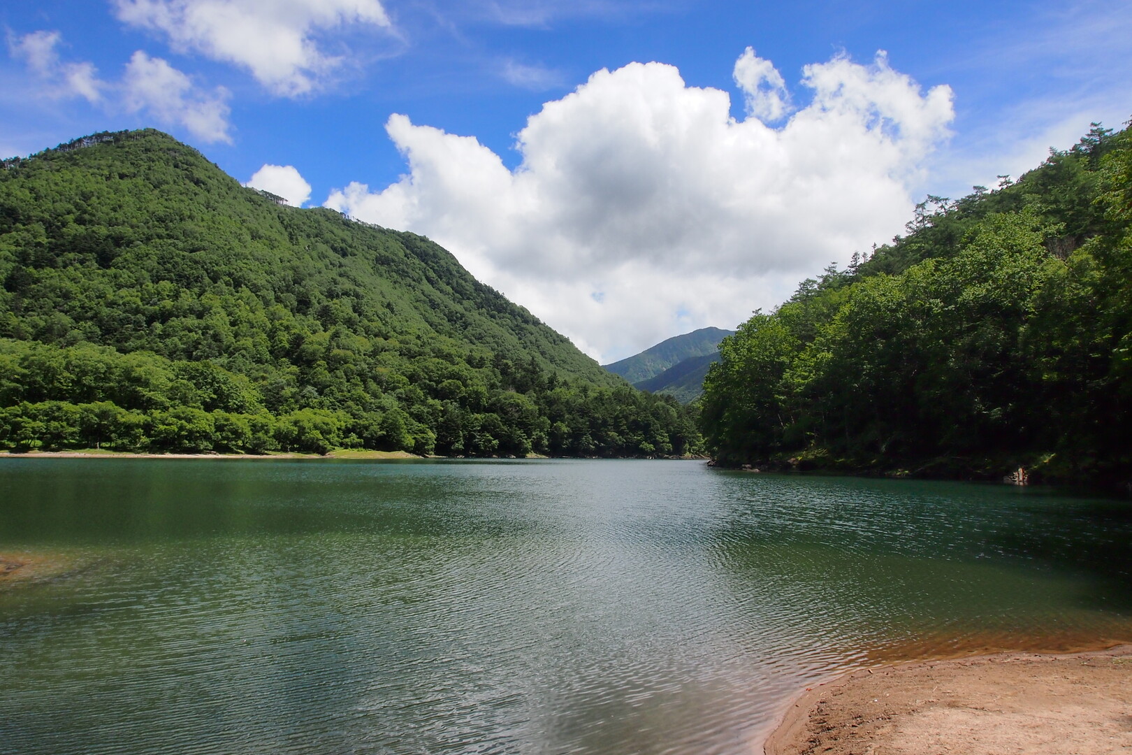奥日光 切込湖 刈込湖 せいちゃんさんの日光白根山 五色山 錫ヶ岳の活動日記 Yamap ヤマップ