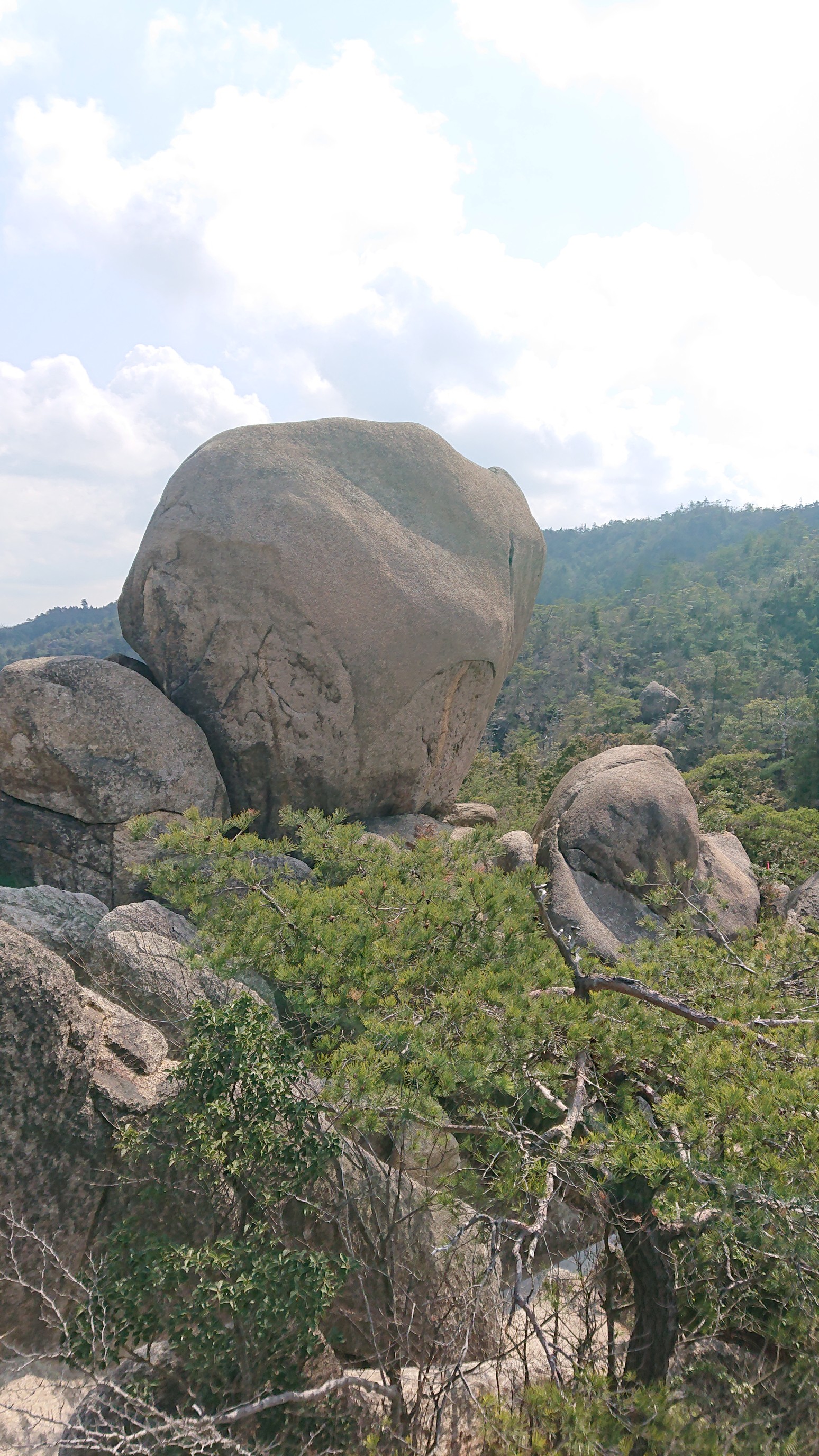 滋賀県 金勝アルプス 鶏冠山 竜王山 Mon8さんの金勝アルプス 鶏冠山 竜王山 の活動データ Yamap ヤマップ