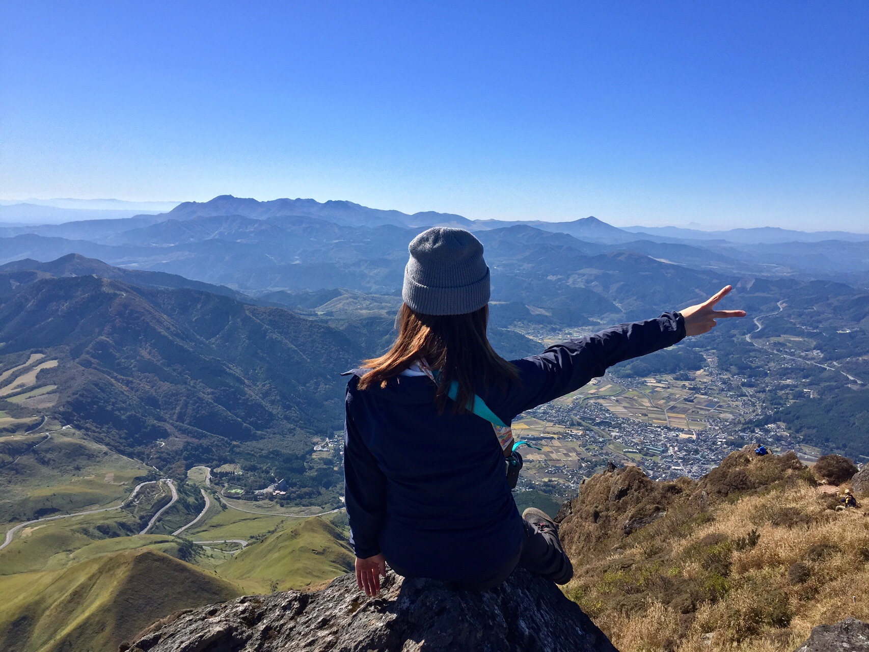 10 25 山ガールと行く 2日目 由布岳 東峰 由布岳 西峰 豊後富士 Satoshiさんの由布岳 鶴見岳の活動データ Yamap ヤマップ