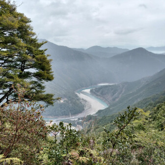 熊野古道 小辺路 結構登ってきましたね〜