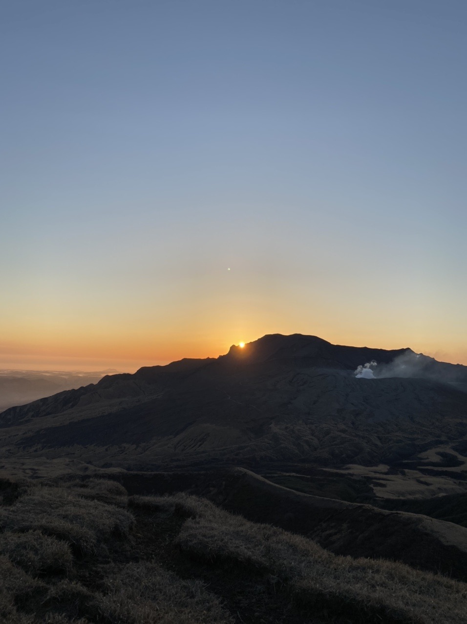 日の出を見に 杵島岳 Marron٩ ๑ さんの阿蘇山 高岳 根子岳の活動データ Yamap ヤマップ