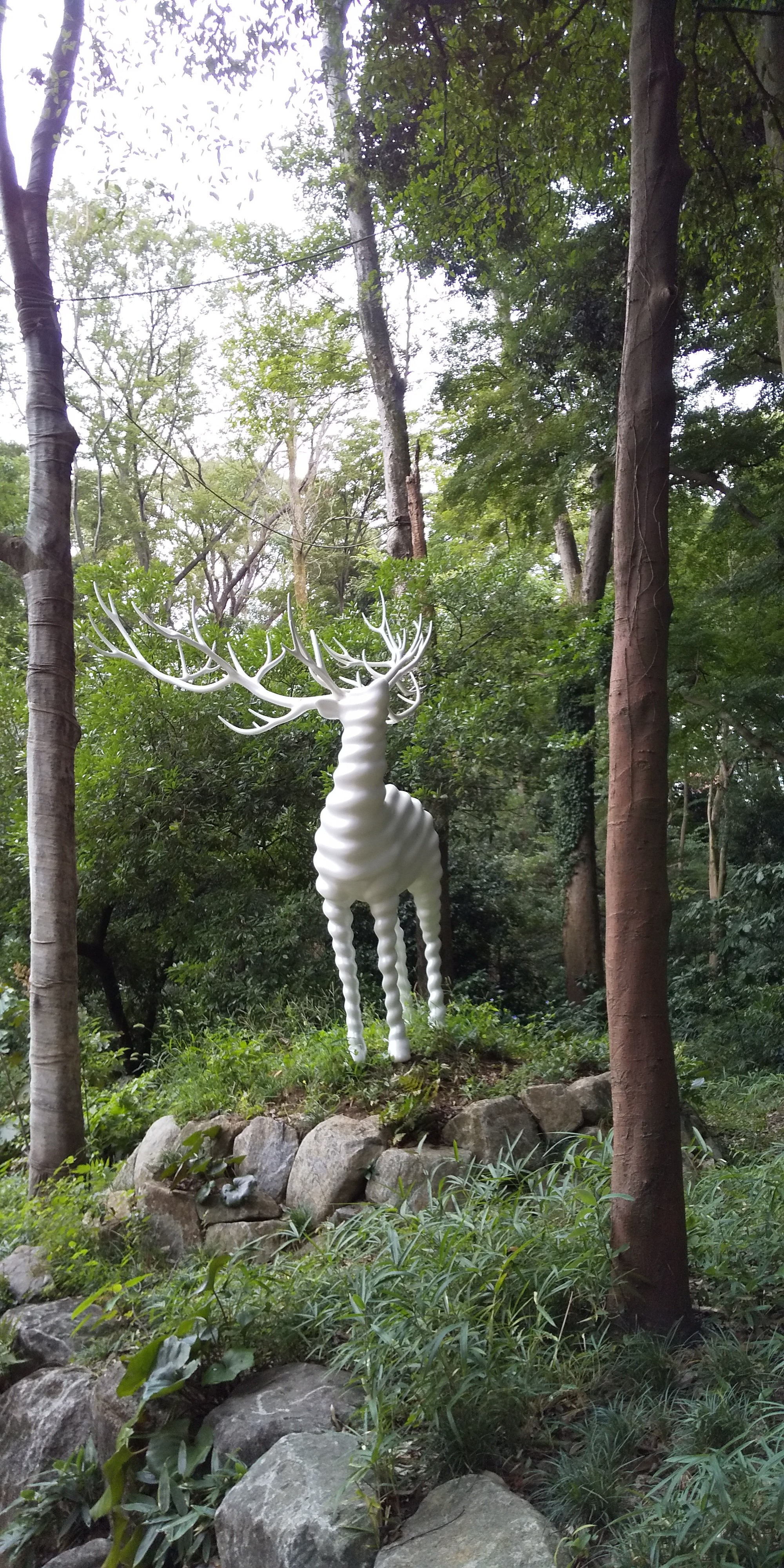 恥ずかしがり屋の木の妖精 樹木の精霊壁彫刻 彫像 ガーデニング庭園 園芸 樹木 壁装飾アクセント 輸入品 期間限定で特別価格