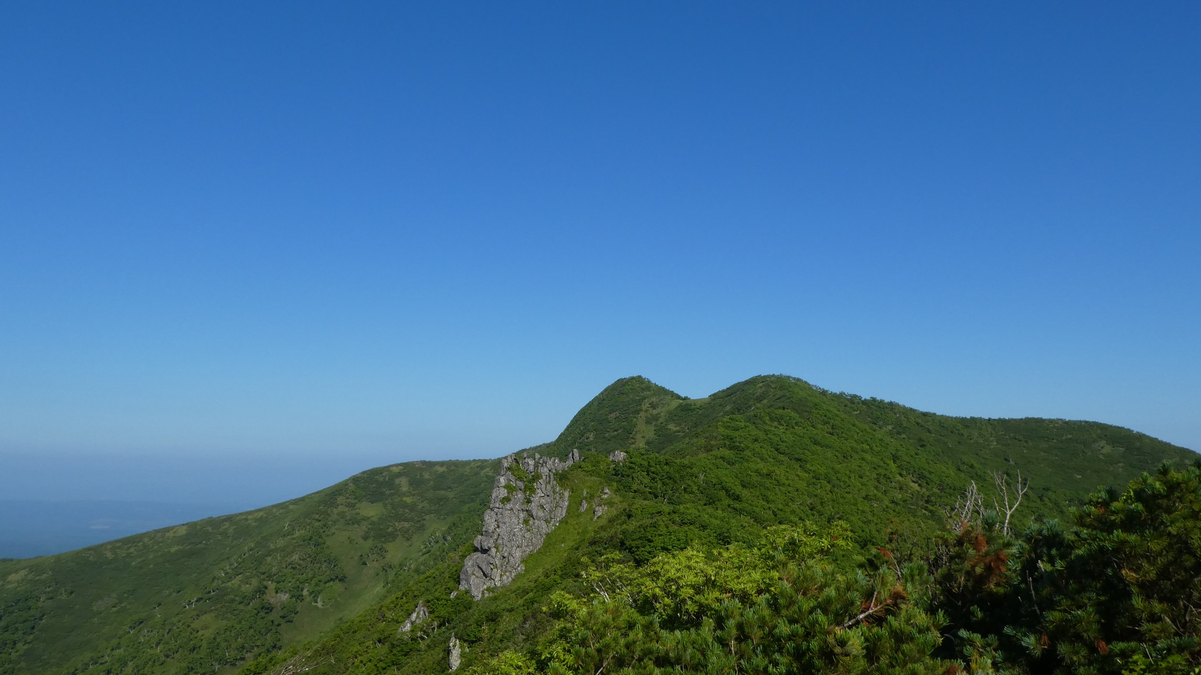 藻琴山 雲海の北海道百名山51 Chibitaさんの藻琴山 硫黄山 屈斜路湖 摩周湖の活動データ Yamap ヤマップ