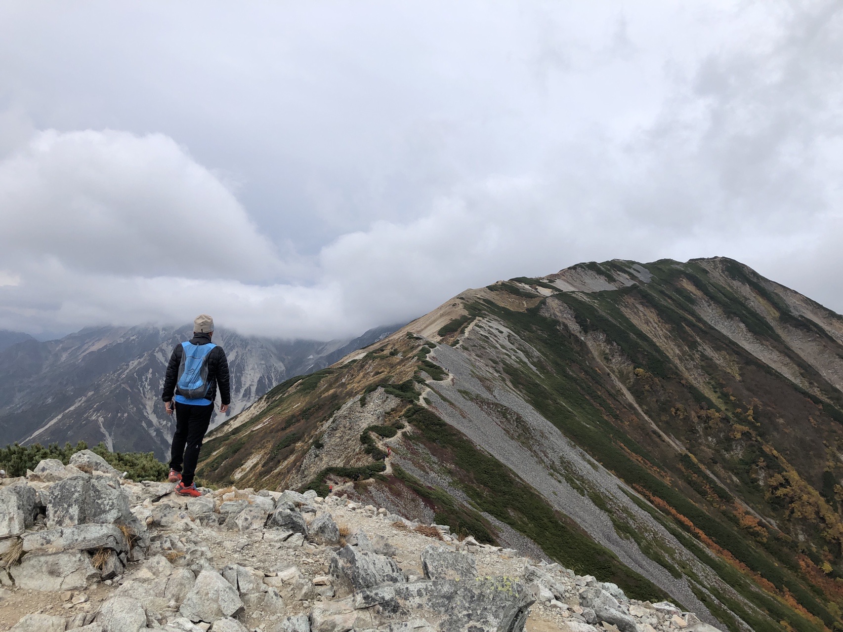 白馬乗鞍 船越の頭 小蓮華山 大日岳 Samhiyoさんの白馬岳 小蓮華山の活動データ Yamap ヤマップ