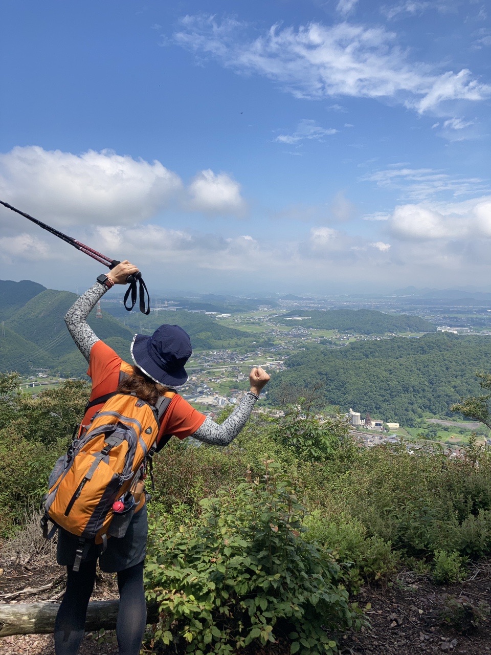 もうすぐ晴れるよ 鳩吹山 天神山 両見山 西山 のっちんさんの鳩吹山の活動データ Yamap ヤマップ