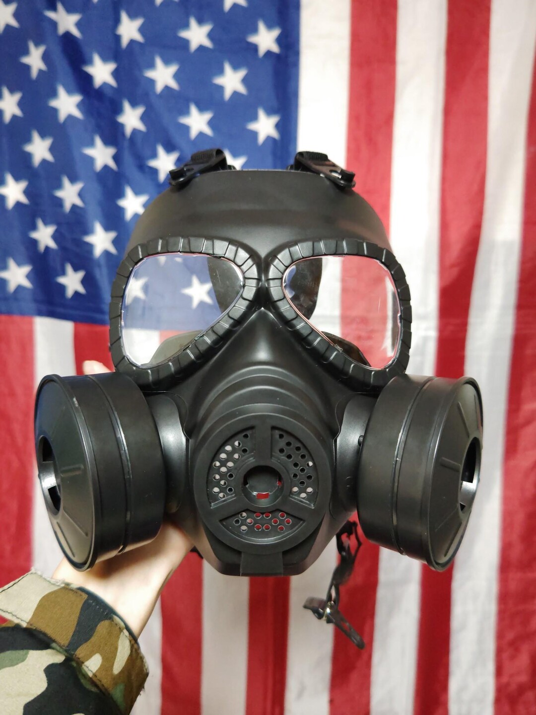 アメリカ軍　ガスマスク