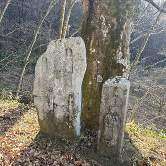 中山道（小田井宿・塩名田宿・八幡宿・望月宿・芦田宿） 瓜生坂の石碑