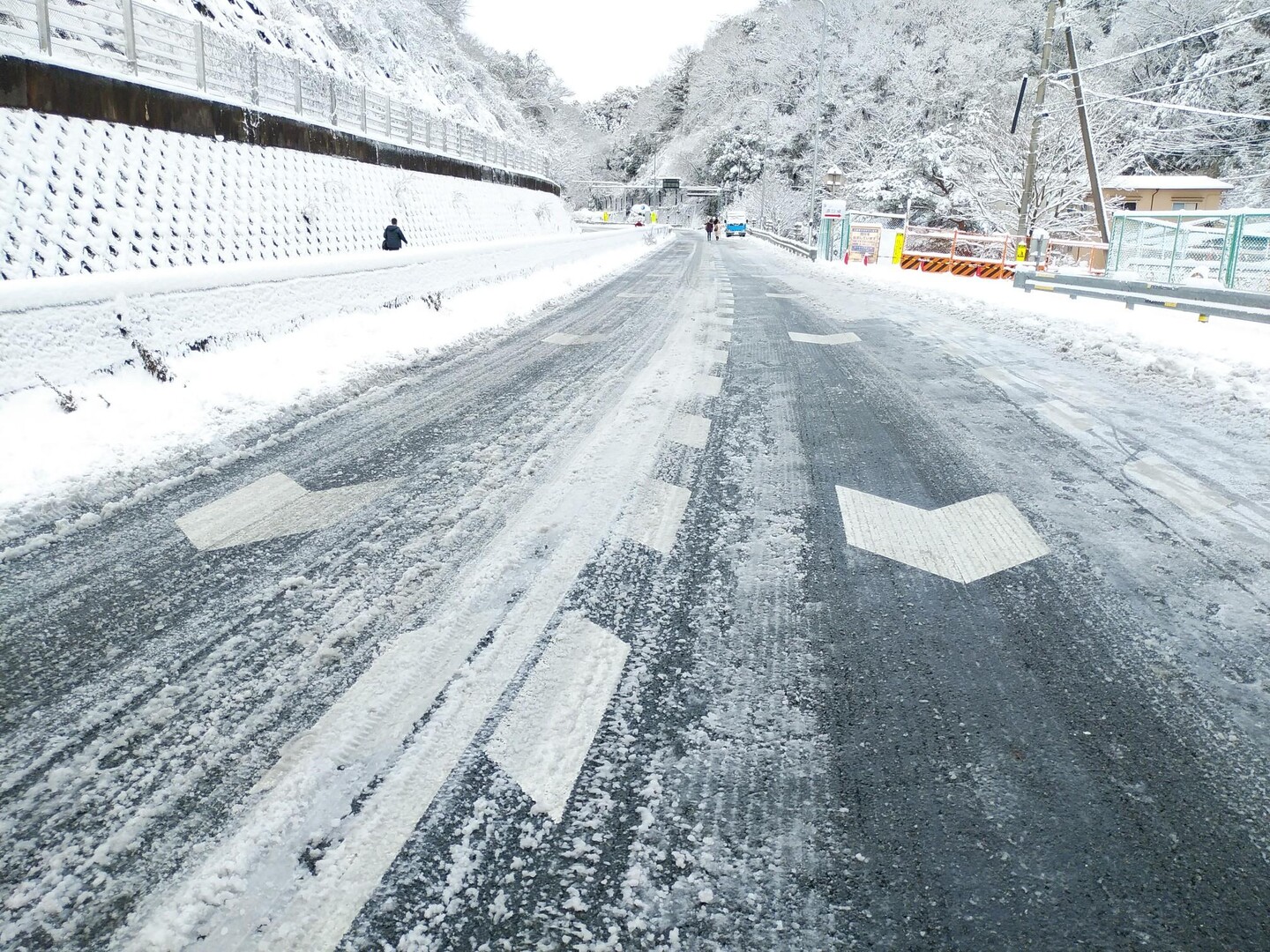 通行止め⛔の国道１号線を歩く🤧