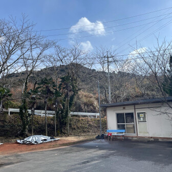御伊勢山・雨乞山・相原山 雪の中の御伊勢山でした。